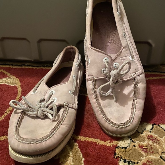 Sperry’s - Picture 2 of 4